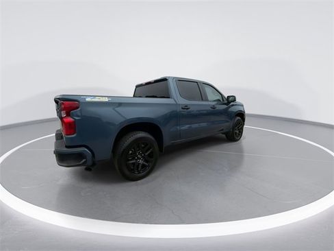 Used 2024 Chevrolet Silverado 1500 Custom w/ Dark Appearance Package image 8