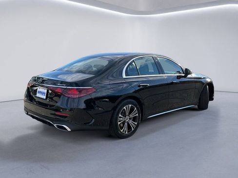 New 2026 Mercedes-Benz E 350 4MATIC Sedan image 4