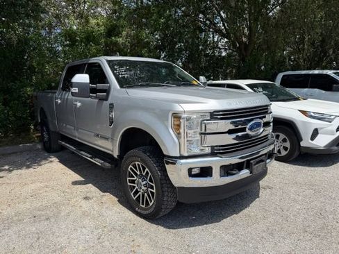 Used 2019 Ford F350 Lariat w/ Lariat Ultimate Package AWD/4WD image 7
