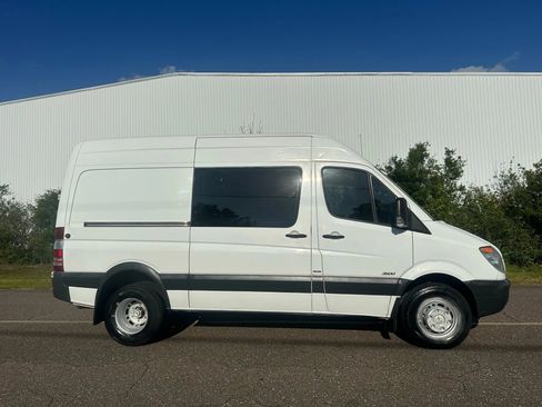 Used 2012 Mercedes-Benz Sprinter 3500 image 5