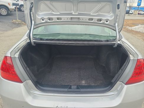 Used 2007 Honda Accord VP image 12