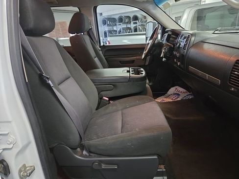 Used 2014 GMC Sierra 3500 SLE image 30