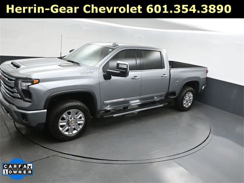 Used 2024 Chevrolet Silverado 2500 High Country image 31