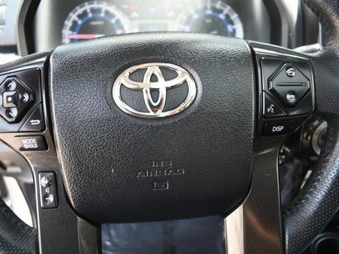 Certified 2019 Toyota 4Runner TRD Off-Road Premium AWD/4WD image 31
