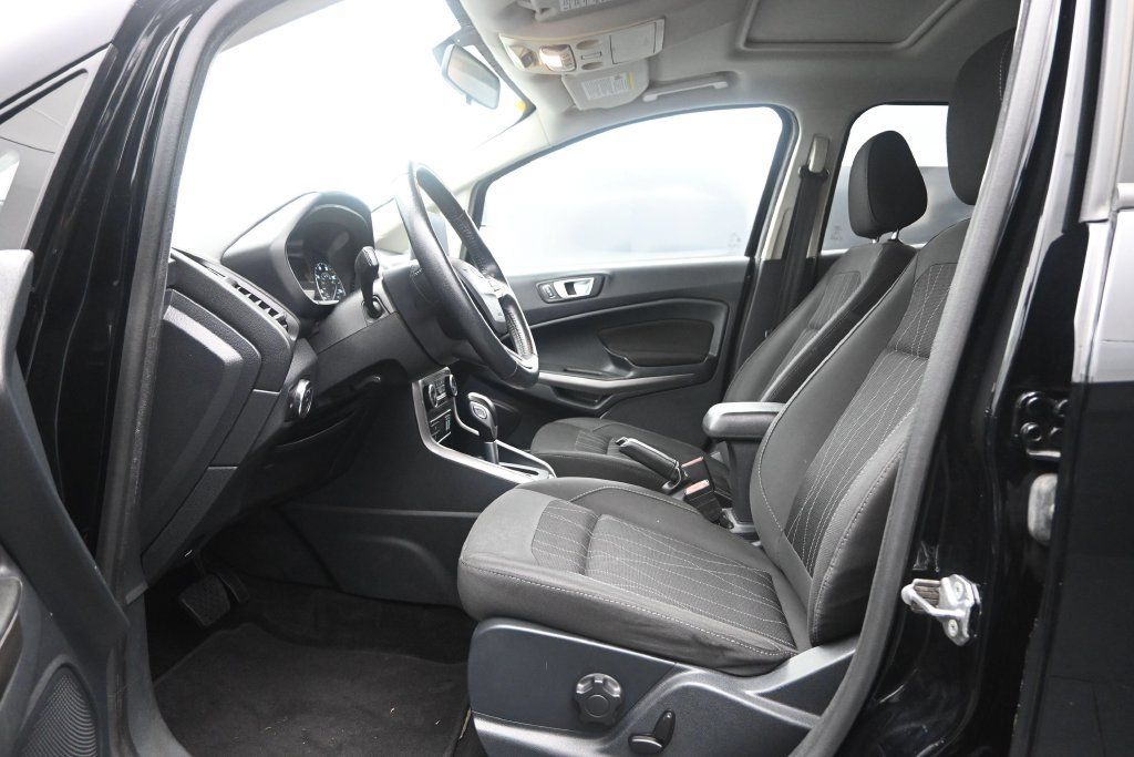 Used 2019 Ford EcoSport SE w/ SE Convenience Package FWD image 9