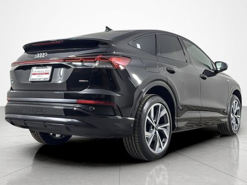 Certified 2024 Audi Q4 e-tron Premium image 5