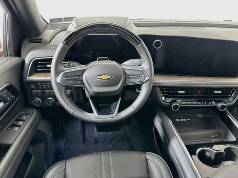 Used 2026 Chevrolet Tahoe High Country AWD/4WD image 29
