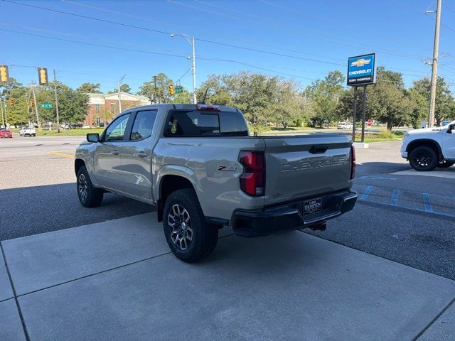 Used 2024 Chevrolet Colorado Z71 w/ Z71 Convenience Package 2 AWD/4WD image 7