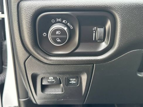 Used 2025 RAM 1500 Tradesman w/ Night Edition AWD/4WD image 25