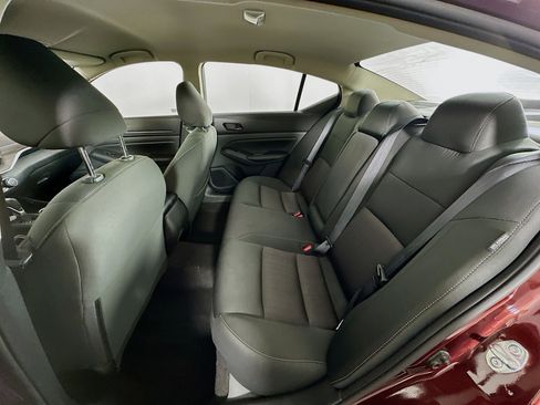 Used 2024 Nissan Altima 2.5 SV image 26