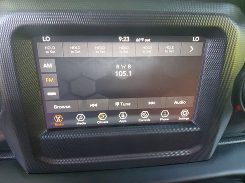 Used 2021 Jeep Wrangler Unlimited Sport AWD/4WD image 10