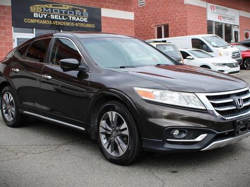 Used 2014 Honda Crosstour EX image 7