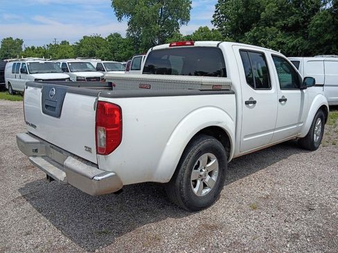 Used 2010 Nissan Frontier SE RWD image 5