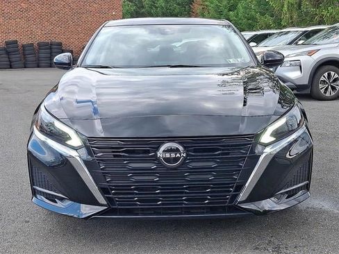 Certified 2023 Nissan Altima 2.5 SV image 2