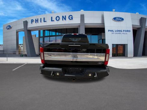 Used 2021 Ford F250 Platinum w/ FX4 Off-Road Package AWD/4WD image 5