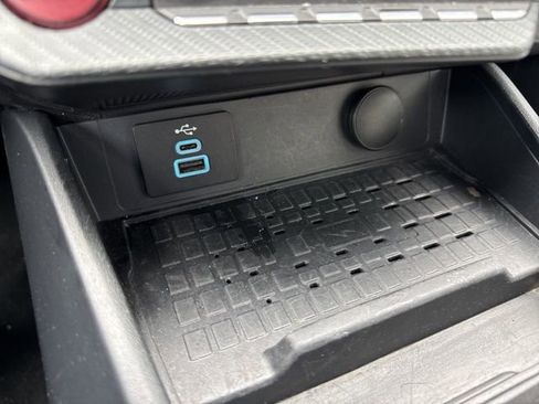 Used 2024 Ford Mustang Premium image 18