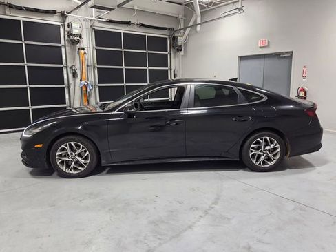 Certified 2023 Hyundai Sonata SEL FWD image 4
