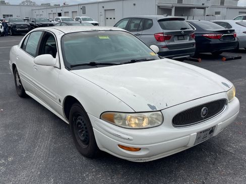 Used 2004 Buick Le Sabre Custom image 3