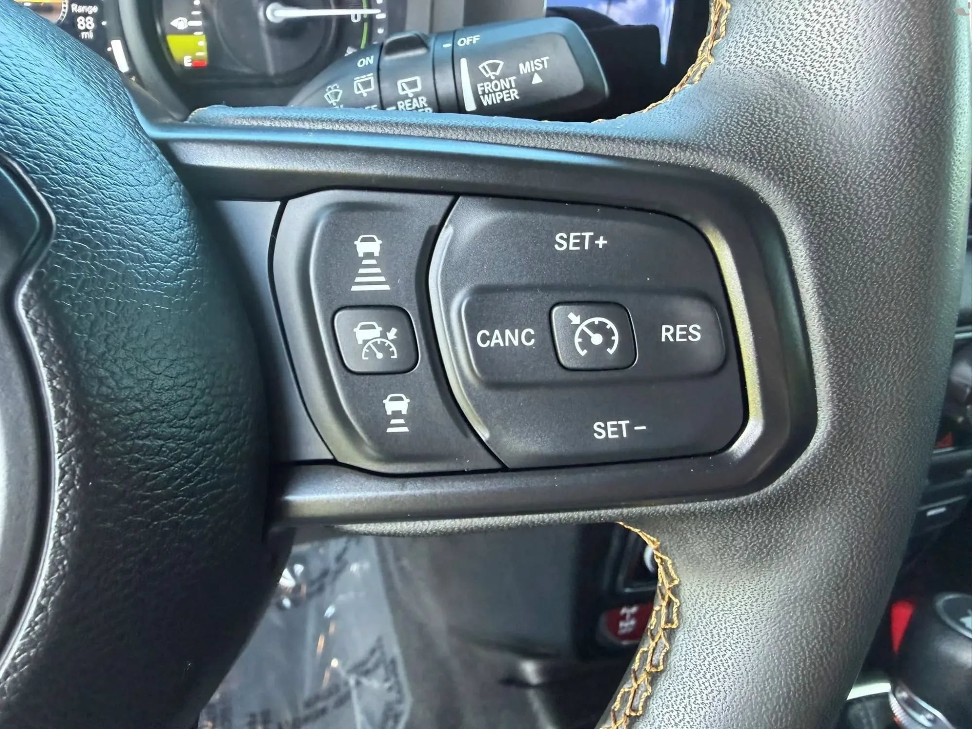Used 2024 Jeep Wrangler Unlimited AWD/4WD image 15