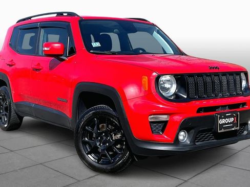 Used 2020 Jeep Renegade Altitude AWD/4WD image 3