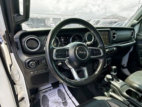 Used 2023 Jeep Wrangler Unlimited Sahara w/ Cold Weather Group image 12