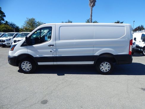 Used 2025 Ford Transit 250 Low Roof w/ Exterior Upgrade Package RWD image 5