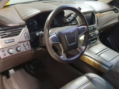 Used 2019 GMC Yukon Denali w/ Open Road Package image 12