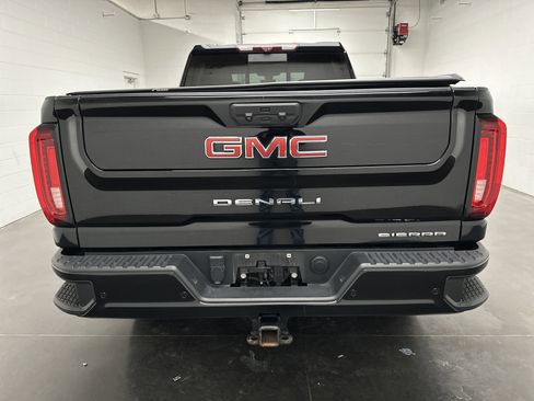 Used 2022 GMC Sierra 2500 Denali w/ Denali Ultimate Package image 10