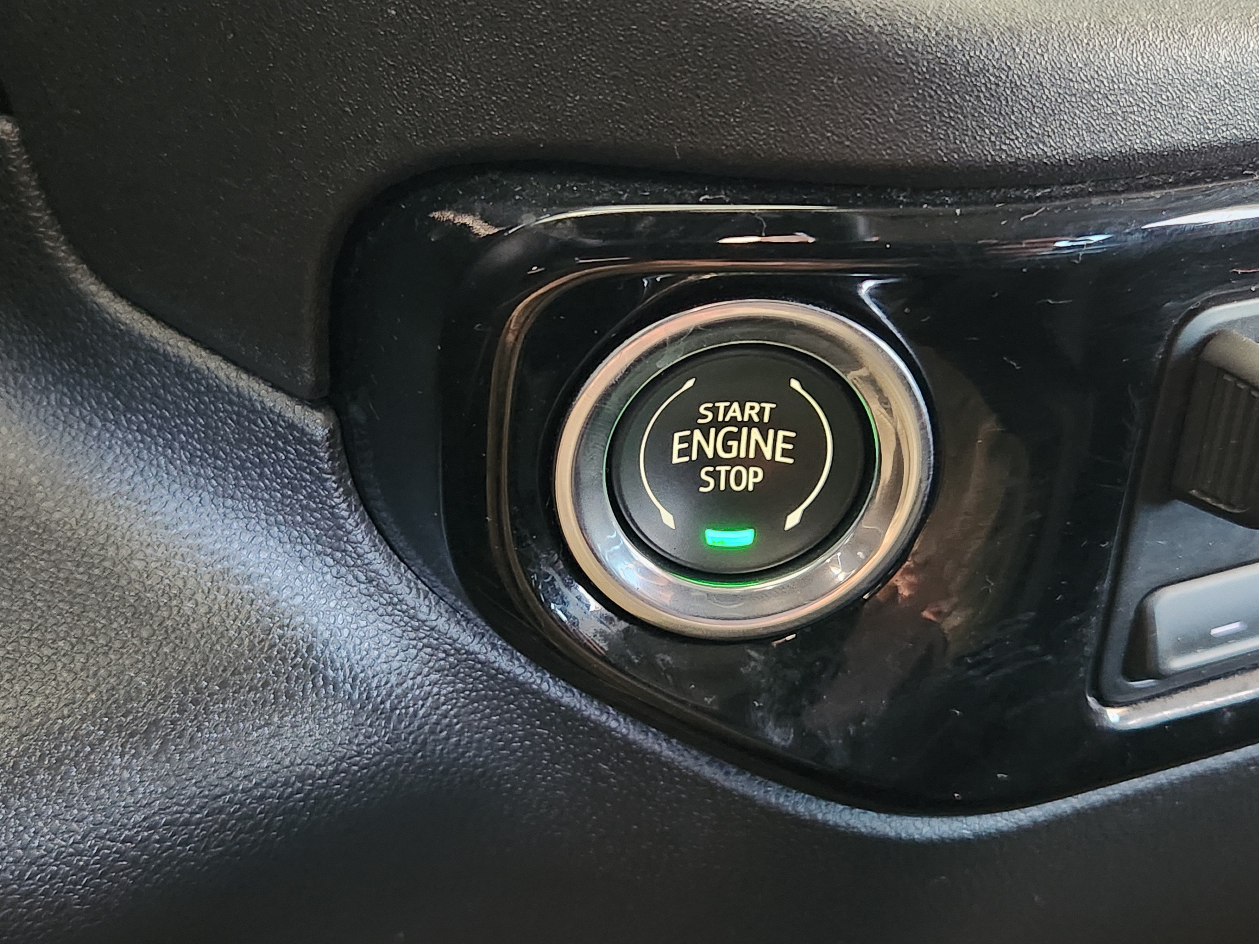 Used 2026 Chevrolet Silverado 1500 RST RWD image 21