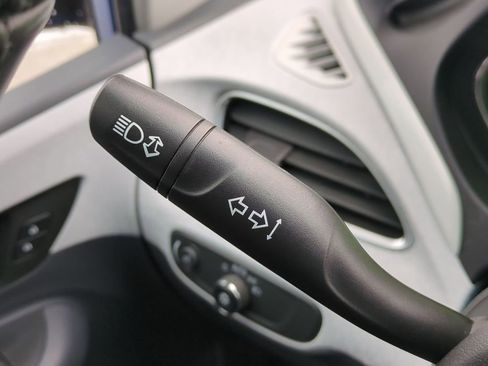 Used 2019 Chevrolet Bolt LT image 28