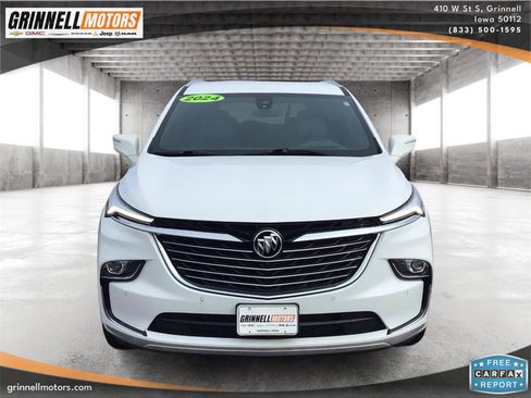 Used 2024 Buick Enclave Premium image 2