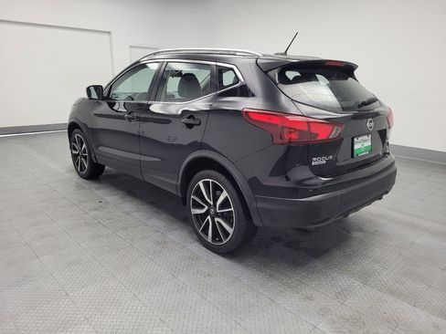 Used 2017 Nissan Rogue Sport SL w/ SL Premium Package image 3