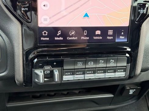 New 2026 RAM 2500 Tradesman AWD/4WD image 21
