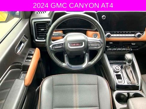 Used 2024 GMC Canyon AT4 AWD/4WD image 24