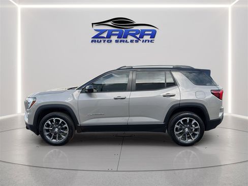 Used 2025 GMC Terrain Elevation w/ Elevation Premium Package AWD/4WD image 4