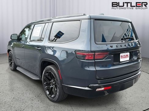 Used 2023 Jeep Wagoneer Series II w/ Convenience Group I AWD/4WD image 4