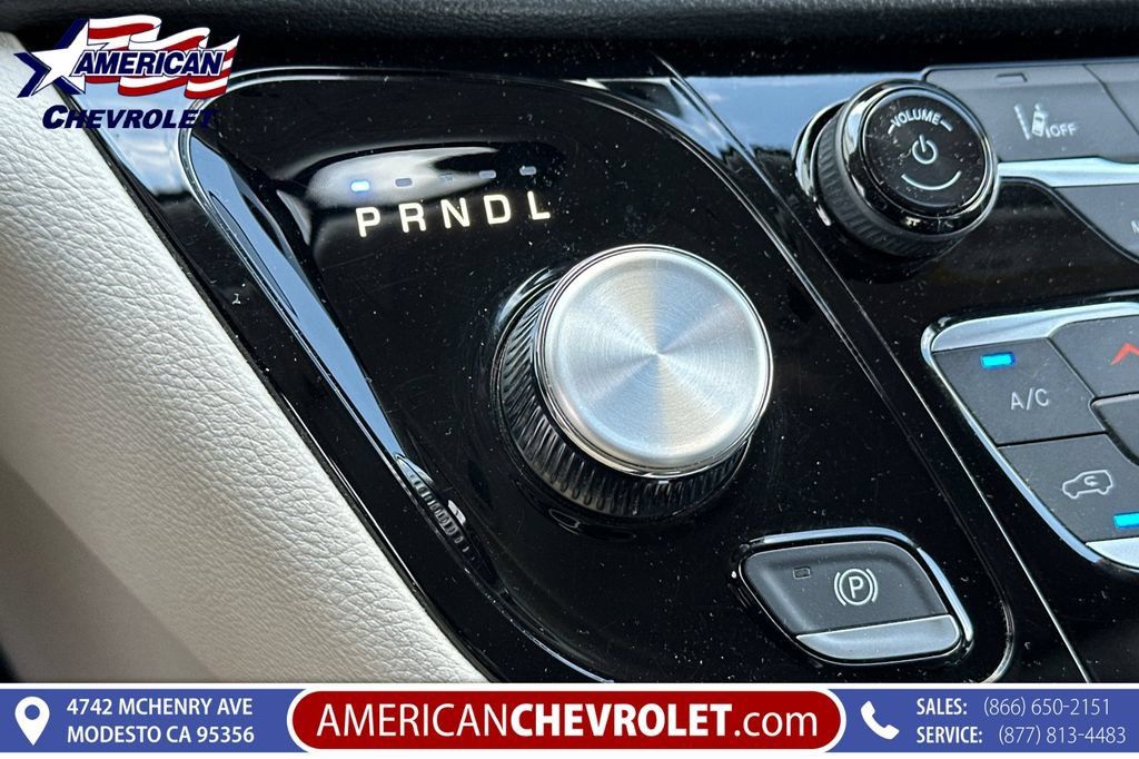 Used 2023 Chrysler Pacifica Touring-L FWD image 29