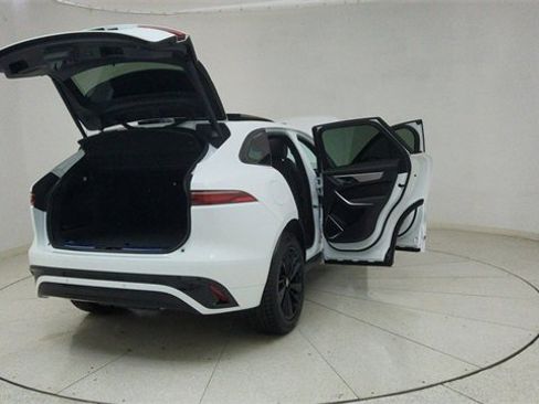 Used 2025 Jaguar F-PACE R-Dynamic S image 74