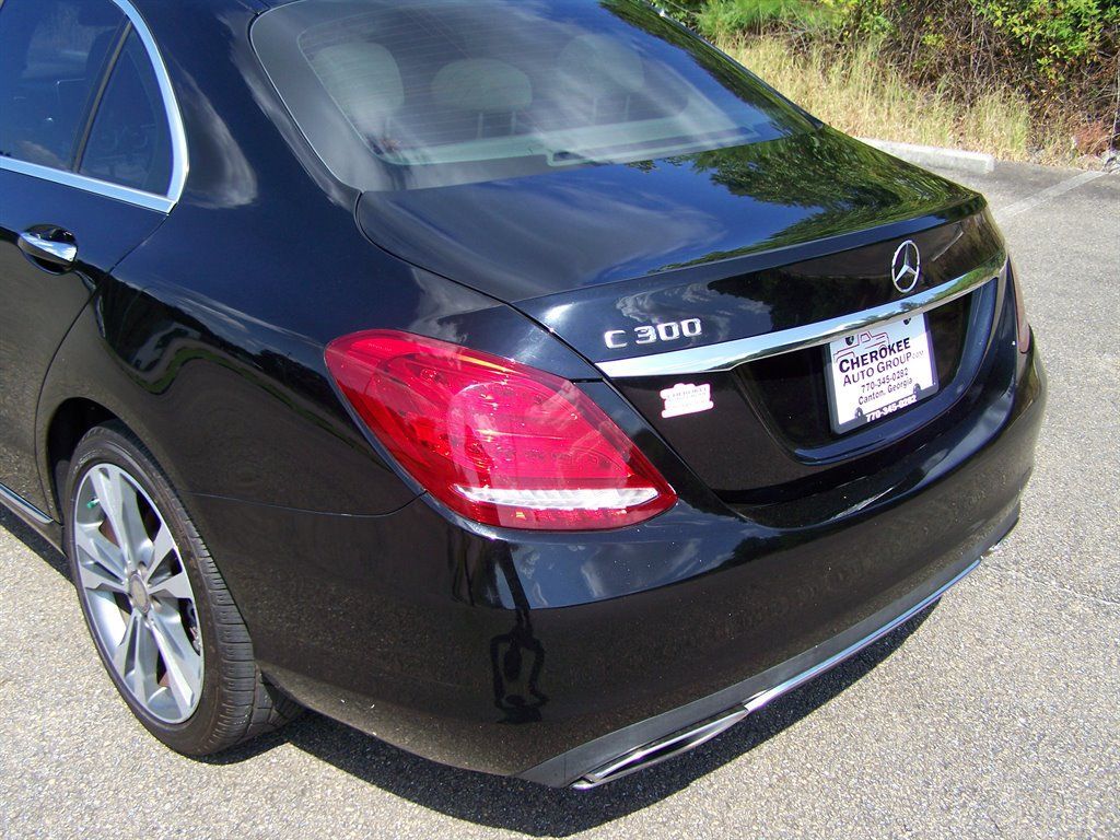 Used 2015 Mercedes-Benz C 300 Sedan image 21
