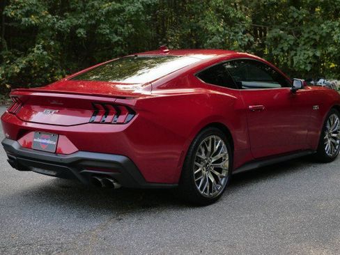 Used 2024 Ford Mustang GT Premium RWD image 9