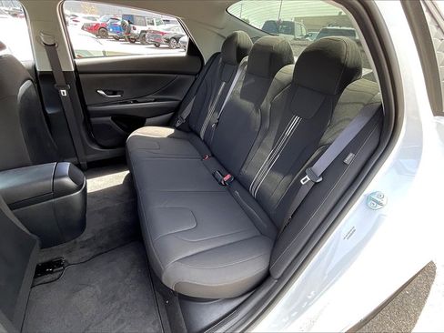 New 2025 Hyundai Elantra Blue image 11