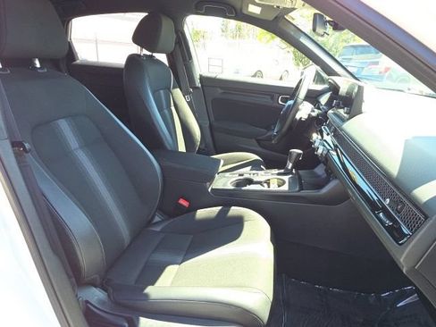 Used 2022 Honda Civic Sport image 17