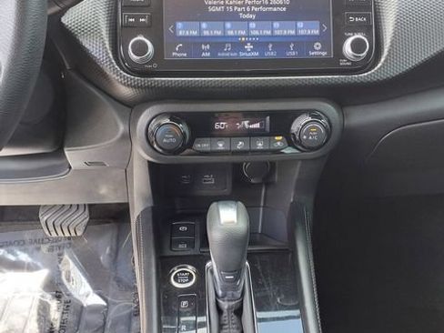 Used 2021 Nissan Kicks SV FWD image 31