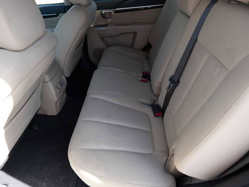 Used 2012 Hyundai Santa Fe GLS image 24