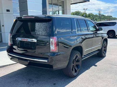 Used 2018 GMC Yukon Denali w/ Denali Ultimate Package AWD/4WD image 3