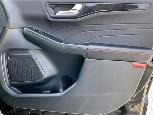 New 2026 Ford Escape ST-Line w/ Tech Pack #1 image 28