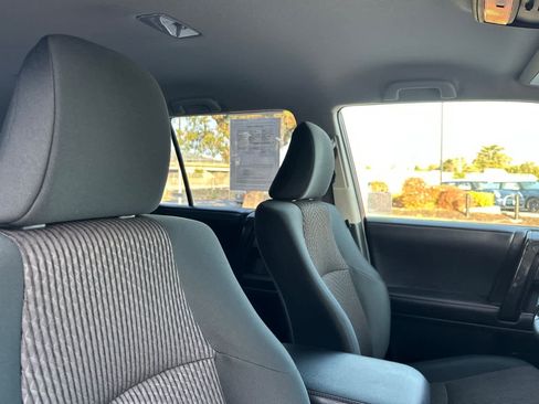 Used 2024 Toyota 4Runner TRD Off-Road image 16