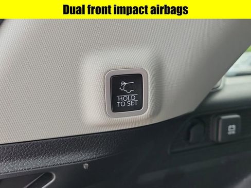 Used 2023 Jeep Grand Cherokee Limited image 28