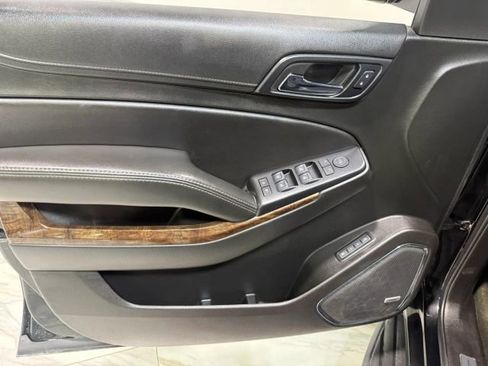 Used 2017 Chevrolet Tahoe LT w/ LT Midnight Edition image 10