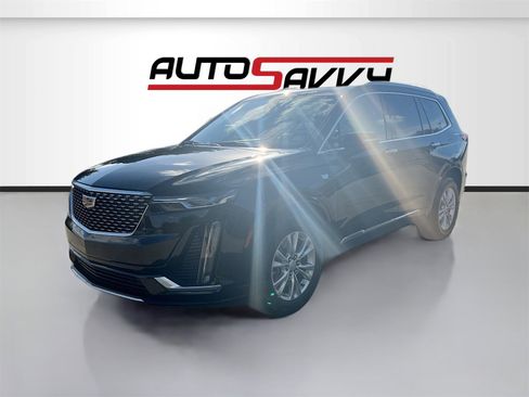 Used 2025 Cadillac XT6 Luxury w/ LPO, Floor Liner Package image 3